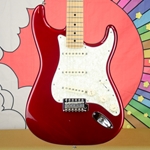 2015 Fender Deluxe Roadhouse Stratocaster, Candy Apple Red, Hard Case ISS26088