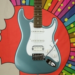 Fender Affinity Series Stratocaster Junior HSS, Laurel Fingerboard, White Pickguard, Ice Blue Metallic 0378180583