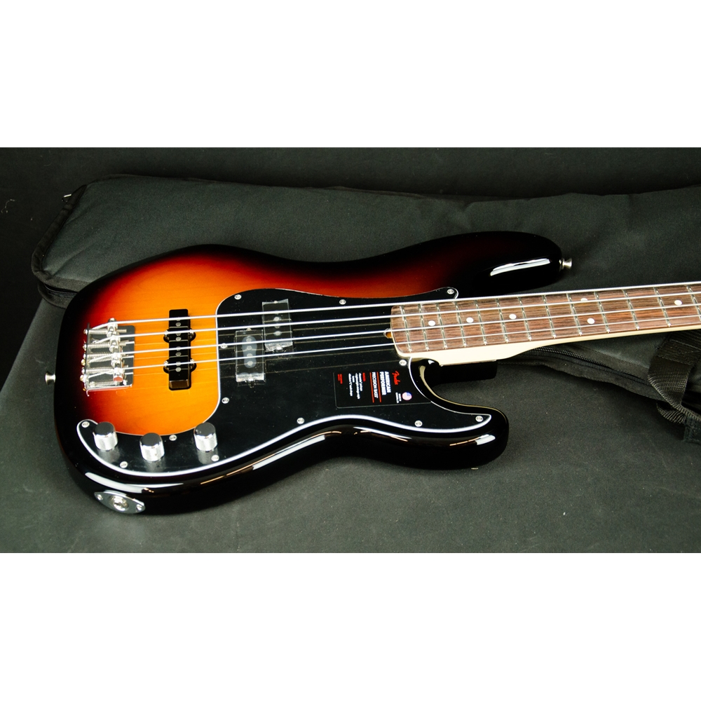 Fender - American Performer Precision Bass 3-Color Sunburst
