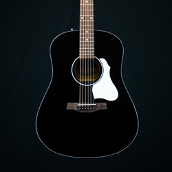 Uncle Ike's Music & Sound - Seagull S6 Classic A/E Acoustic Guitar - Black  048595