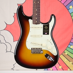 Fender American Vintage II 1961 Stratocaster®, Rosewood Fingerboard, 3-Color Sunburst 0110250800