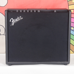 Used Fender GT100 Modeling Guitar Amp w/footswitch ISS25186