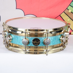 Dw Used 90s DW Edge 5 x 14" Turquoise sparkle Snare, Brass/maple ISS26347