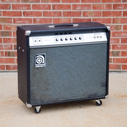 Vintage 70s Ampeg VT22 Combo Guitar Amplifier UVT22