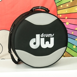 Dw Used DW Deluxe Padded Snare Drum Case - Fits 6.5,7, and 8 inch Depths ISS27250